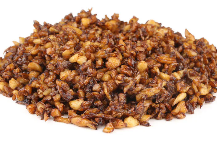 Veldbonen met uiten van Meatless. De textuur is vergelijkbaar met gekookte kip . Bron: www.meatless.nl