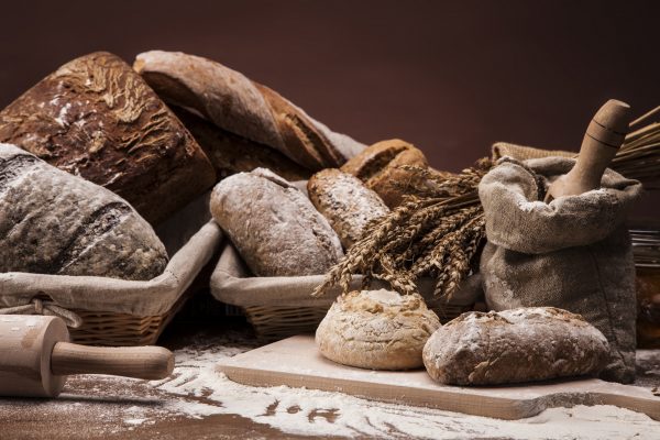 Het Algrain-concept is gebaseerd op zilte micro-algen, die een umami-smaak aan het brood geven, waardoor er minder tot geen zout nodig is.
