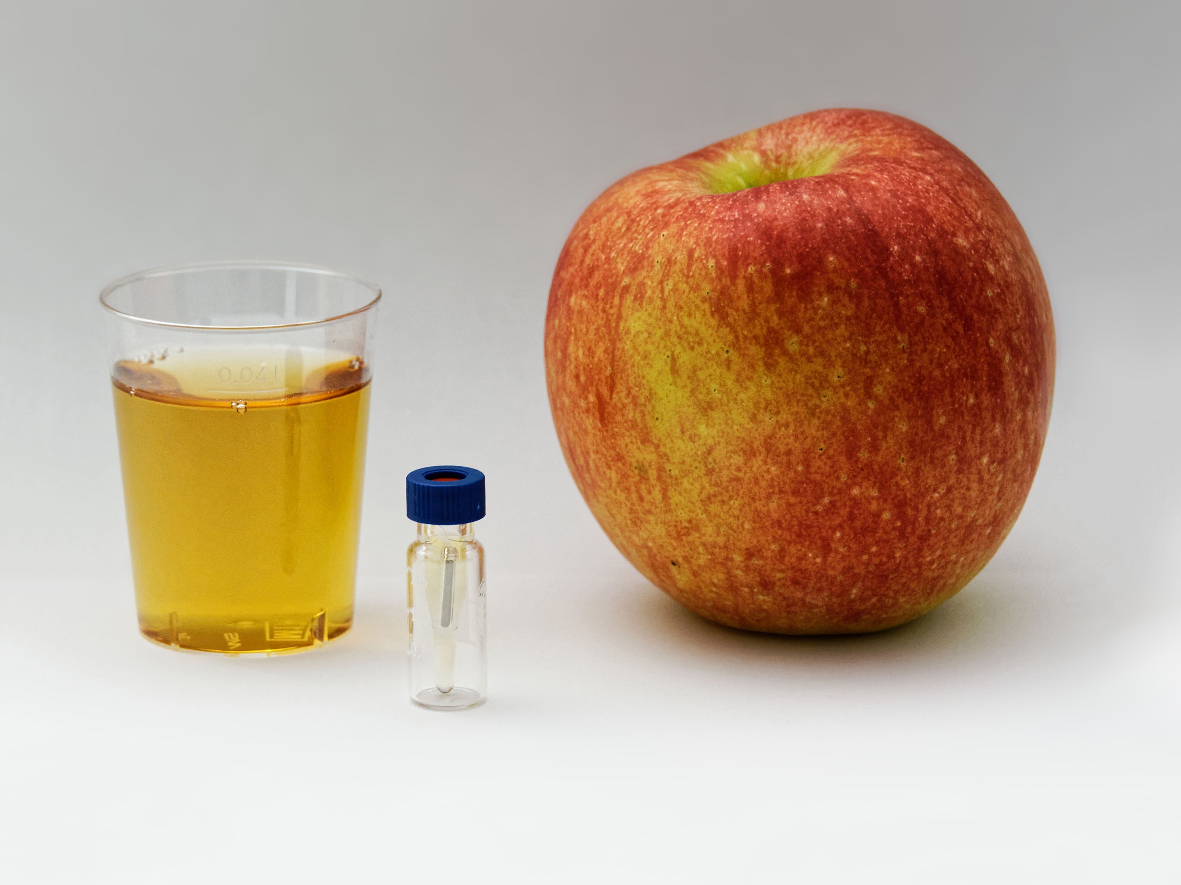 Ein vorgeschalteter Anreicherungs- bzw. Stoffumwandlungsschritt ermoeglicht es, auch fluechtige Geruchsstoffe mit dem normalerweise für die Geschmacksstoffanalytik verwendeten Ultrahochleistungs-Flüssigkeitschromatographie-Massenspektrometrie-Verfahren (UHPLC-MS) zu analysieren. - Bild: Andreas Dunkel / Leibniz-Institut LSB / TUM - frei fuer Berichterstattung ueber TU Muenchen und Leibniz-Institut LSB