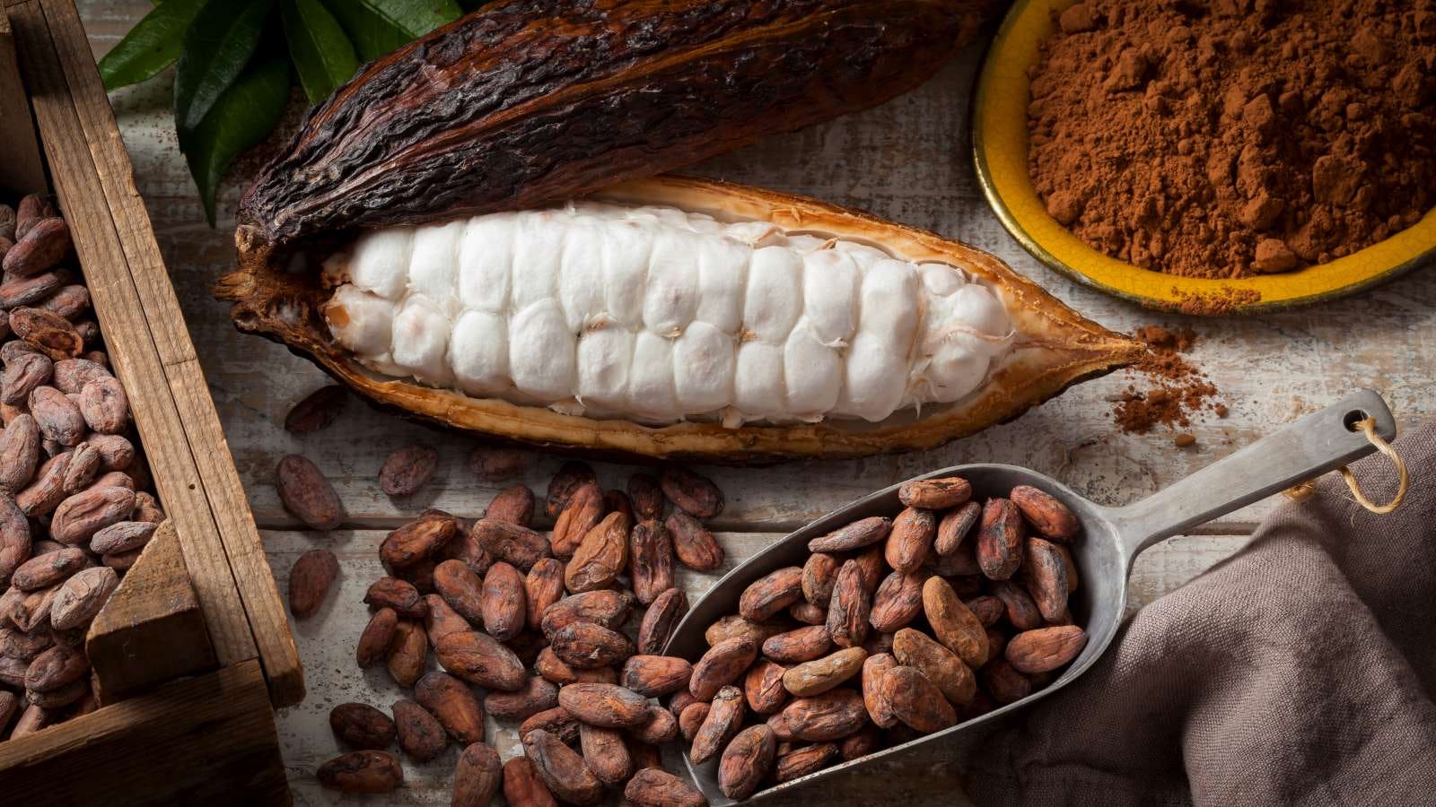 Cacao gillend duur: Europese fabrieken verwerken weer minder bonen