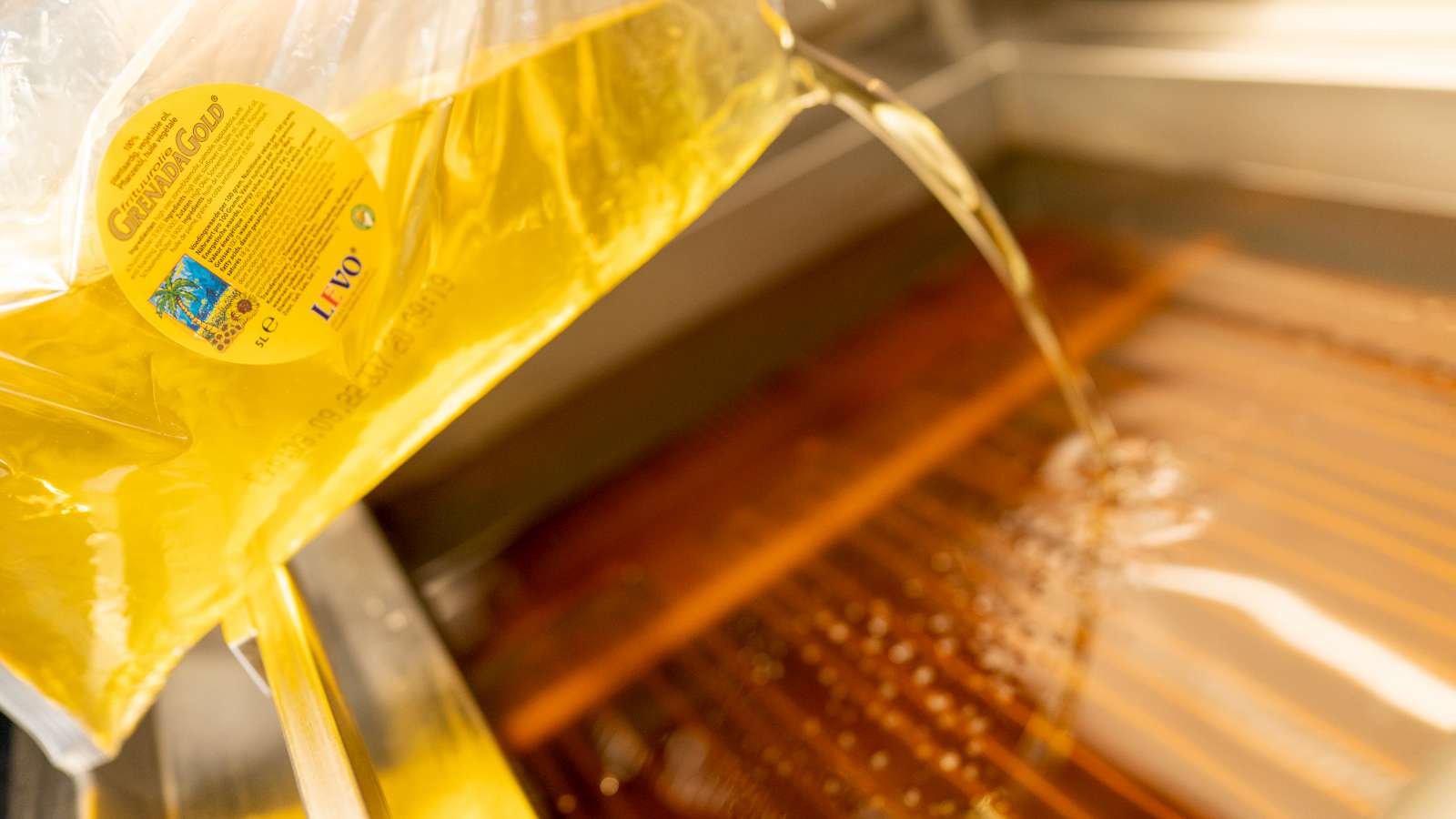 LEVO: 'Voldoende olie alternatieven beschikbaar voor voedselindustrie, hamsteren is onnodig'