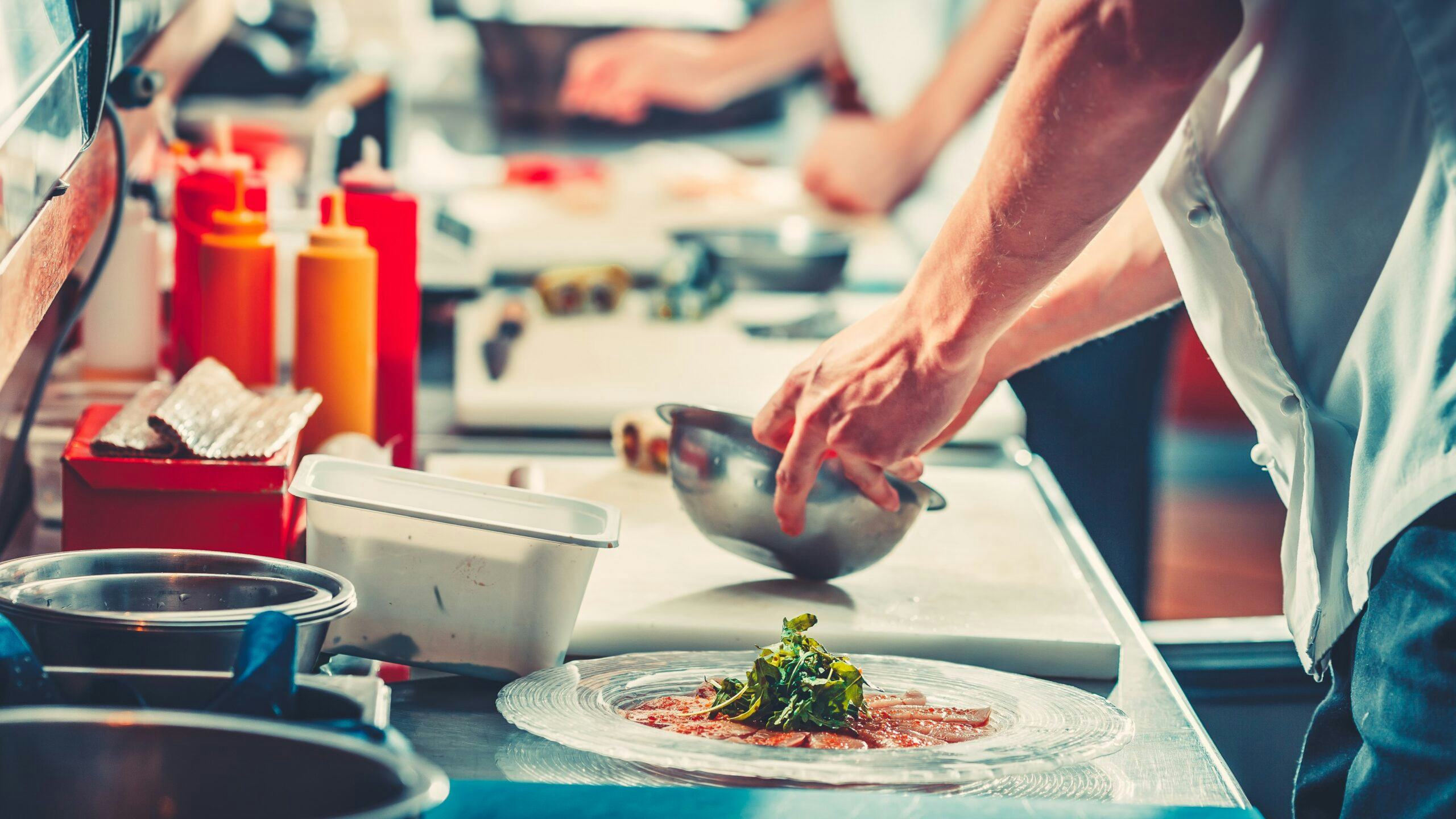 Voedselproducenten proberen in te spelen op het heersende personeelstekort in de horeca