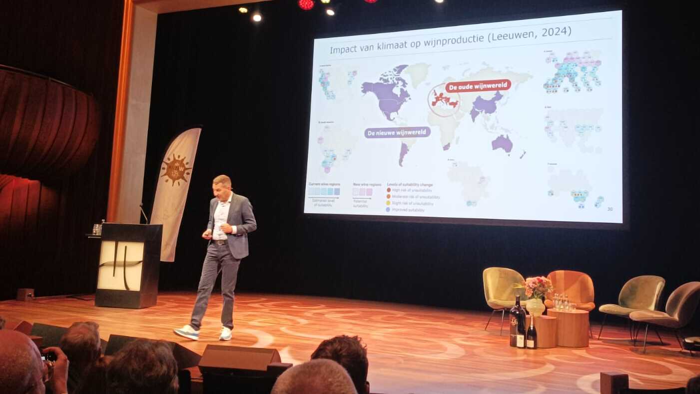 Ronald de Groot, hoofdredacteur bij Perswijn, afgelopen week op het Symposium Wijnperspectief in Haarlem.