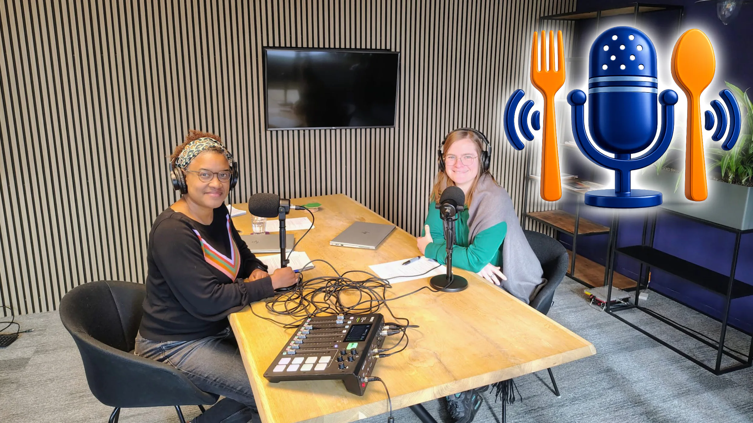 Dionne Irving en Carmen Groeneveld van VMT.