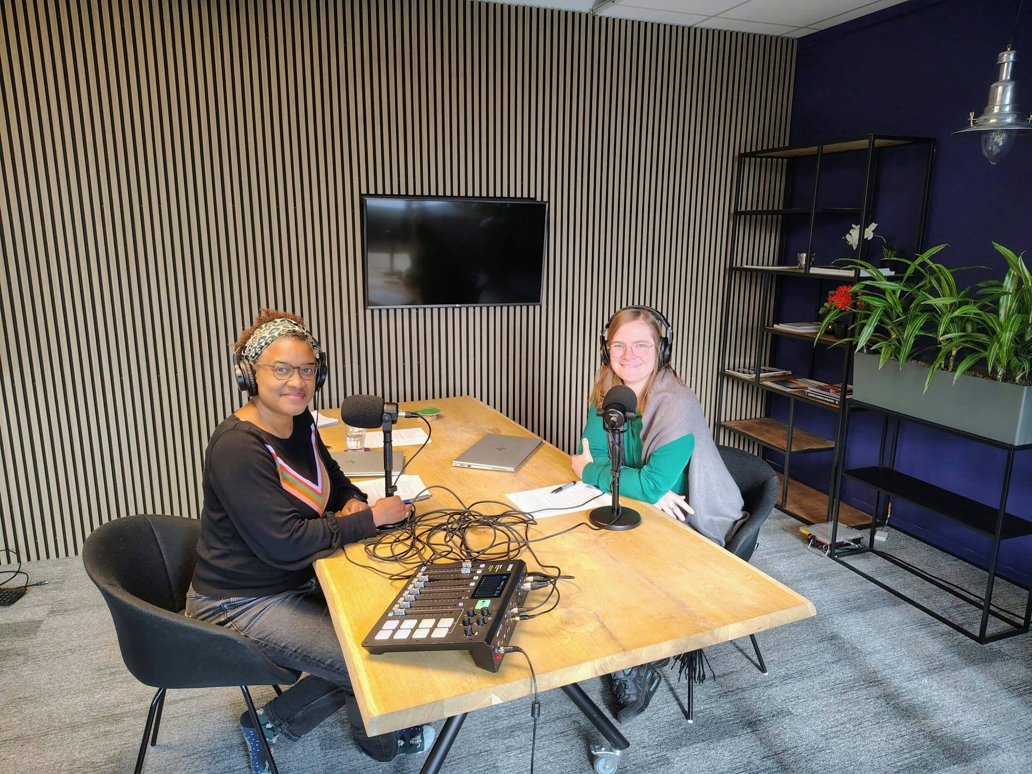 Carmen Groeneveld schuift aan bij podcast Voedselpraat met VMT